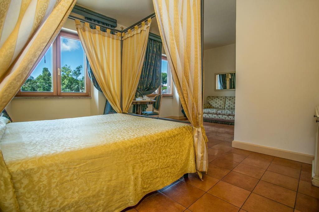 Hotel Quadrifoglio Roma Eur Kültér fotó